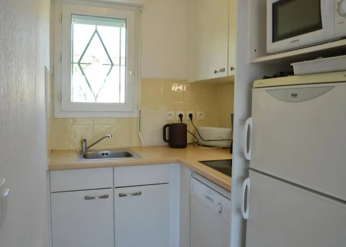 Sm320-164 Maxime 3 Pieces 6 Couchages Parking Et Piscine * Sainte-Maxime