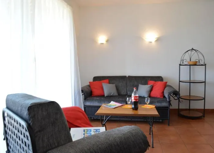 Sm320-164 Maxime 3 Pieces 6 Couchages Parking Et Piscine * Sainte-Maxime